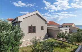 Cozy Home In Maslenica With Wifi